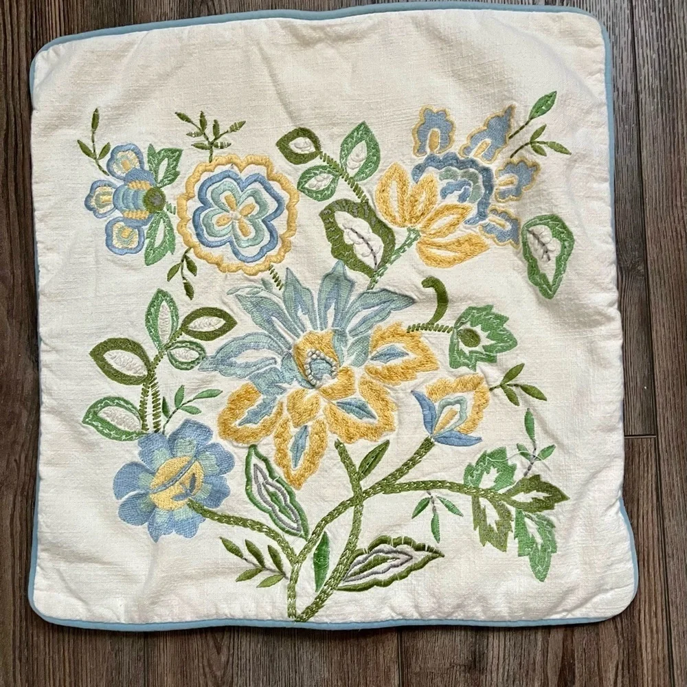 Pier 1 good vintage